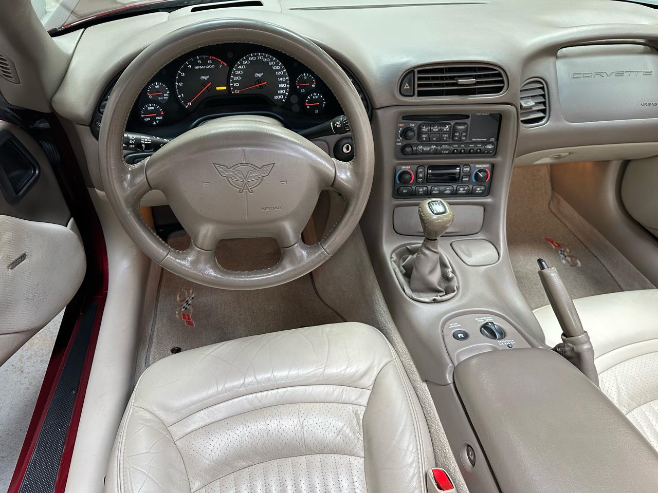 Chevrolet Corvette  2003