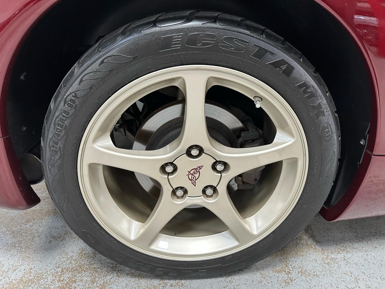 Chevrolet Corvette  2003