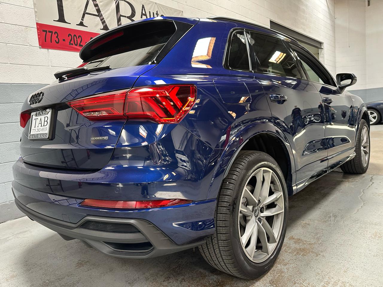 Audi Q3 S line Premium Plus 45 TFSI quattro 2024