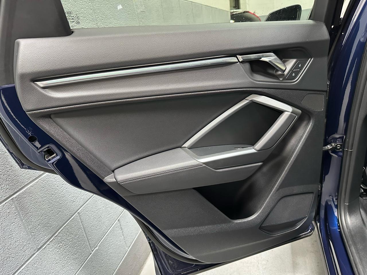 Audi Q3 S line Premium Plus 45 TFSI quattro 2024