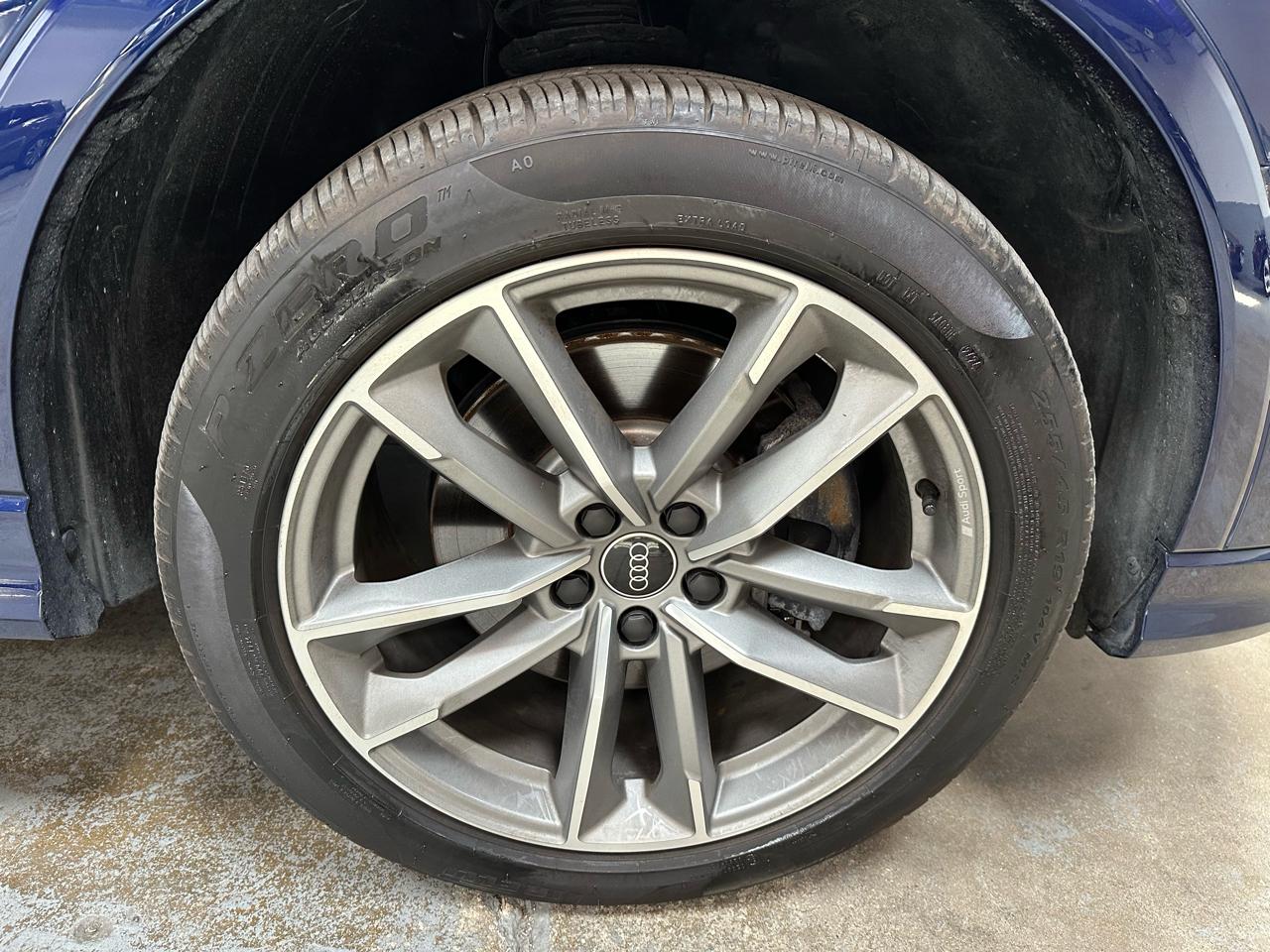 Audi Q3 S line Premium Plus 45 TFSI quattro 2024
