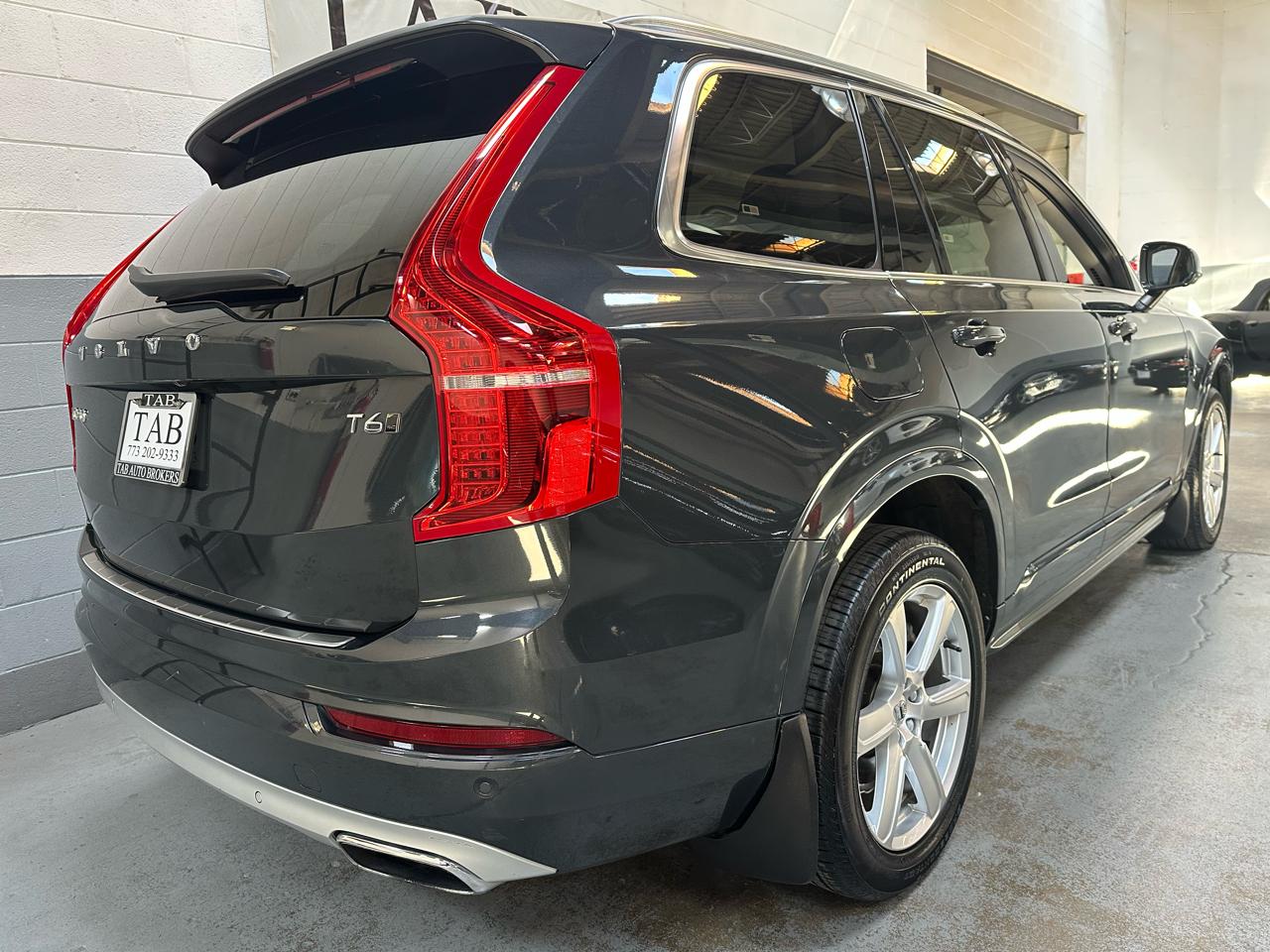 Volvo XC90 T6 AWD Momentum 6P 2021