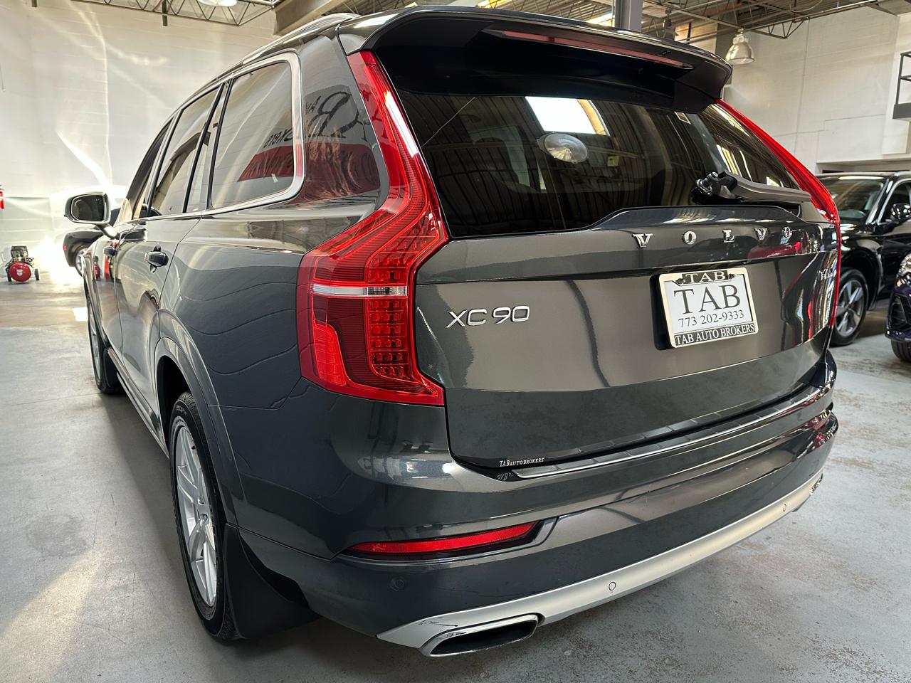 Volvo XC90 T6 AWD Momentum 6P 2021