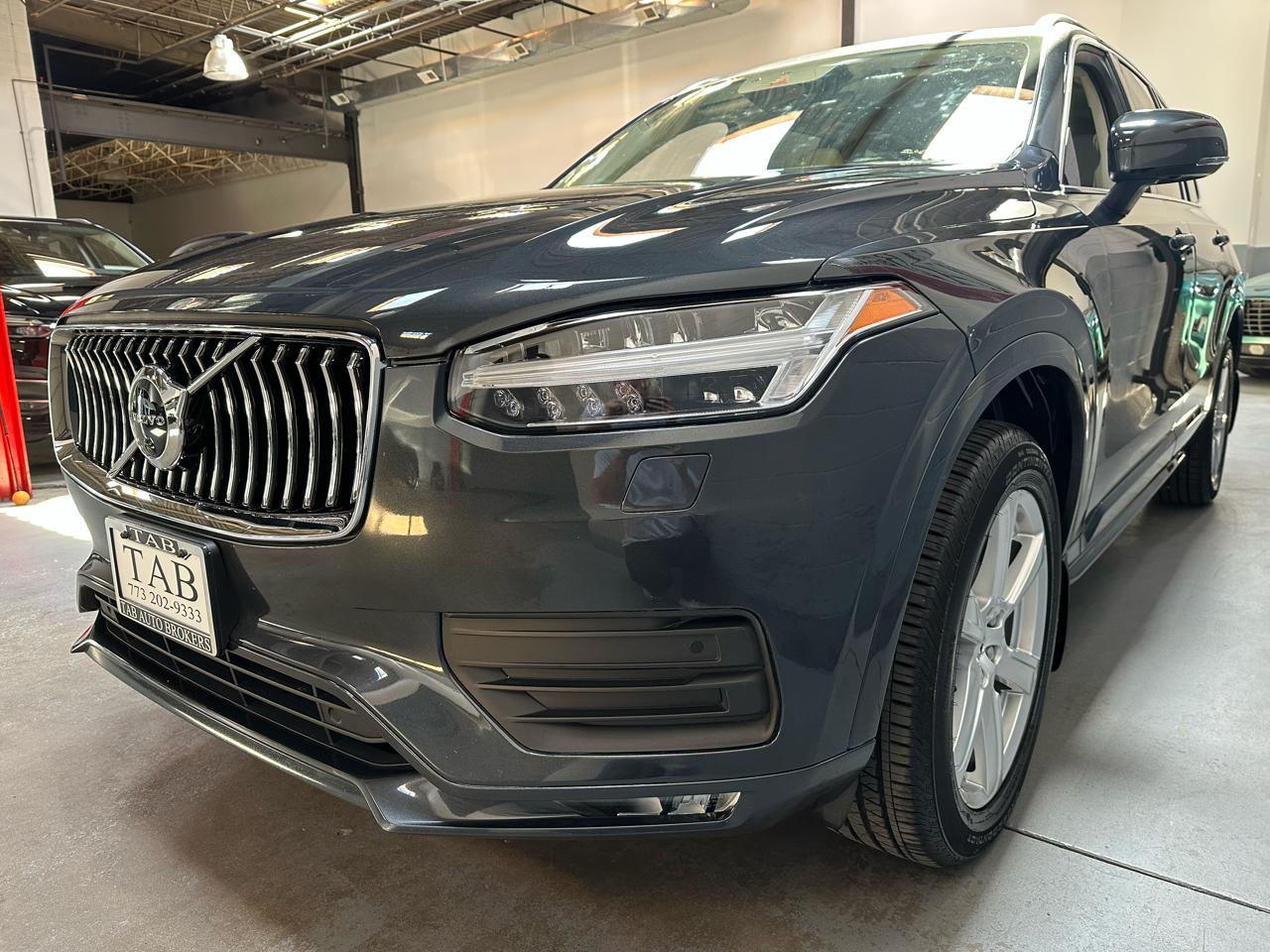 Volvo XC90 T6 AWD Momentum 6P 2021