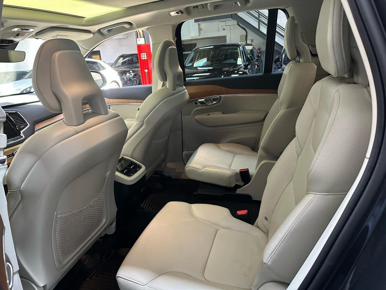 Volvo XC90 T6 AWD Momentum 6P 2021