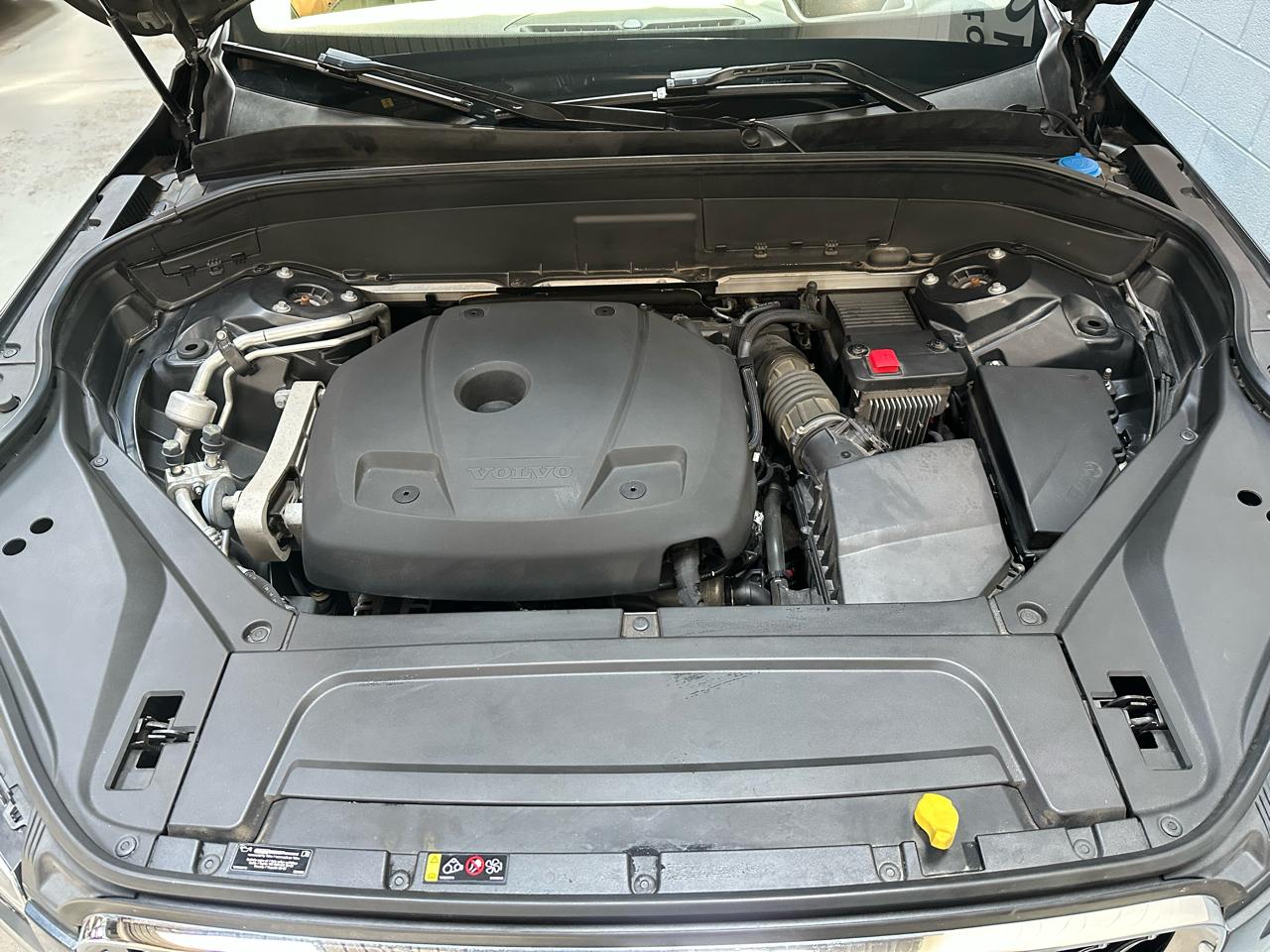 Volvo XC90 T6 AWD Momentum 6P 2021