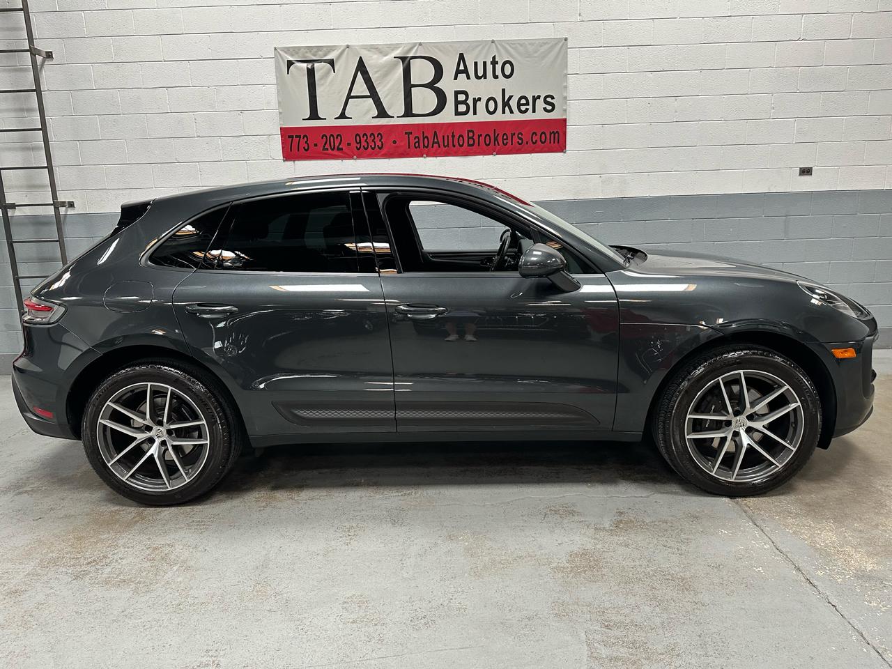 Porsche Macan AWD 2024