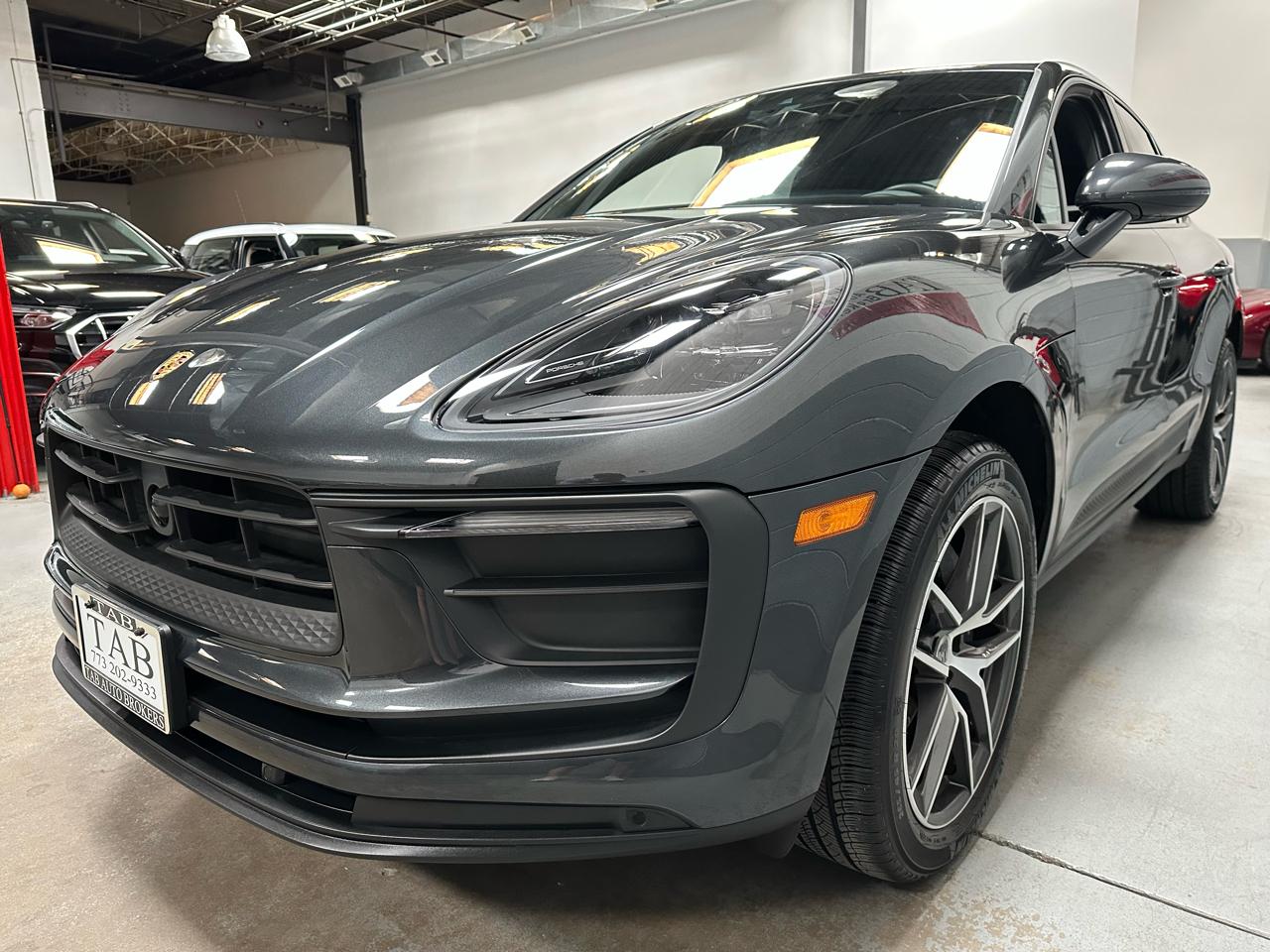 Porsche Macan AWD 2024