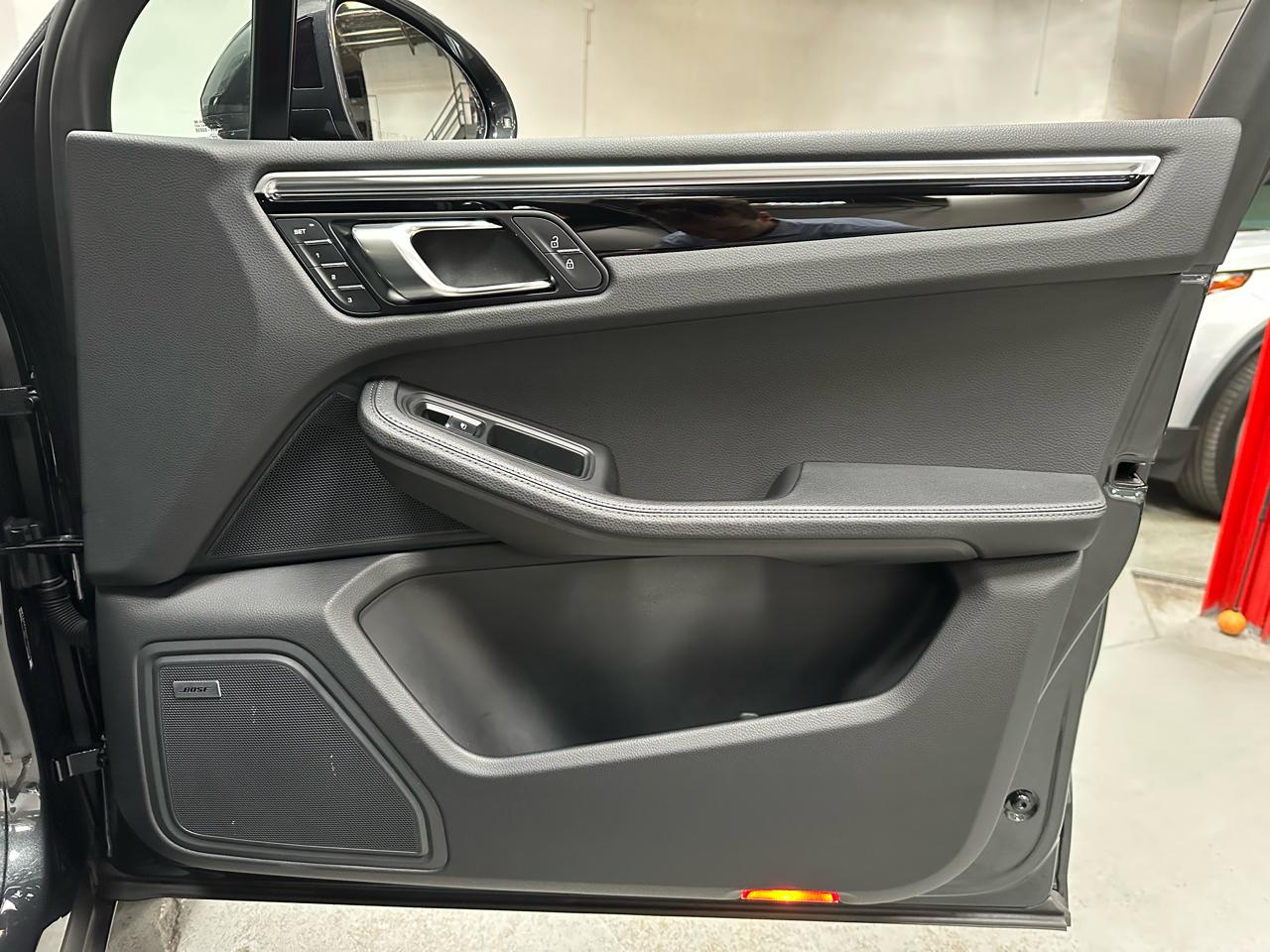 Porsche Macan AWD 2024