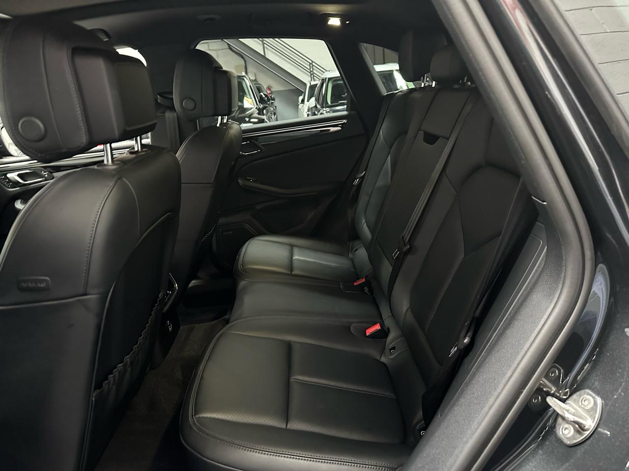 Porsche Macan AWD 2024