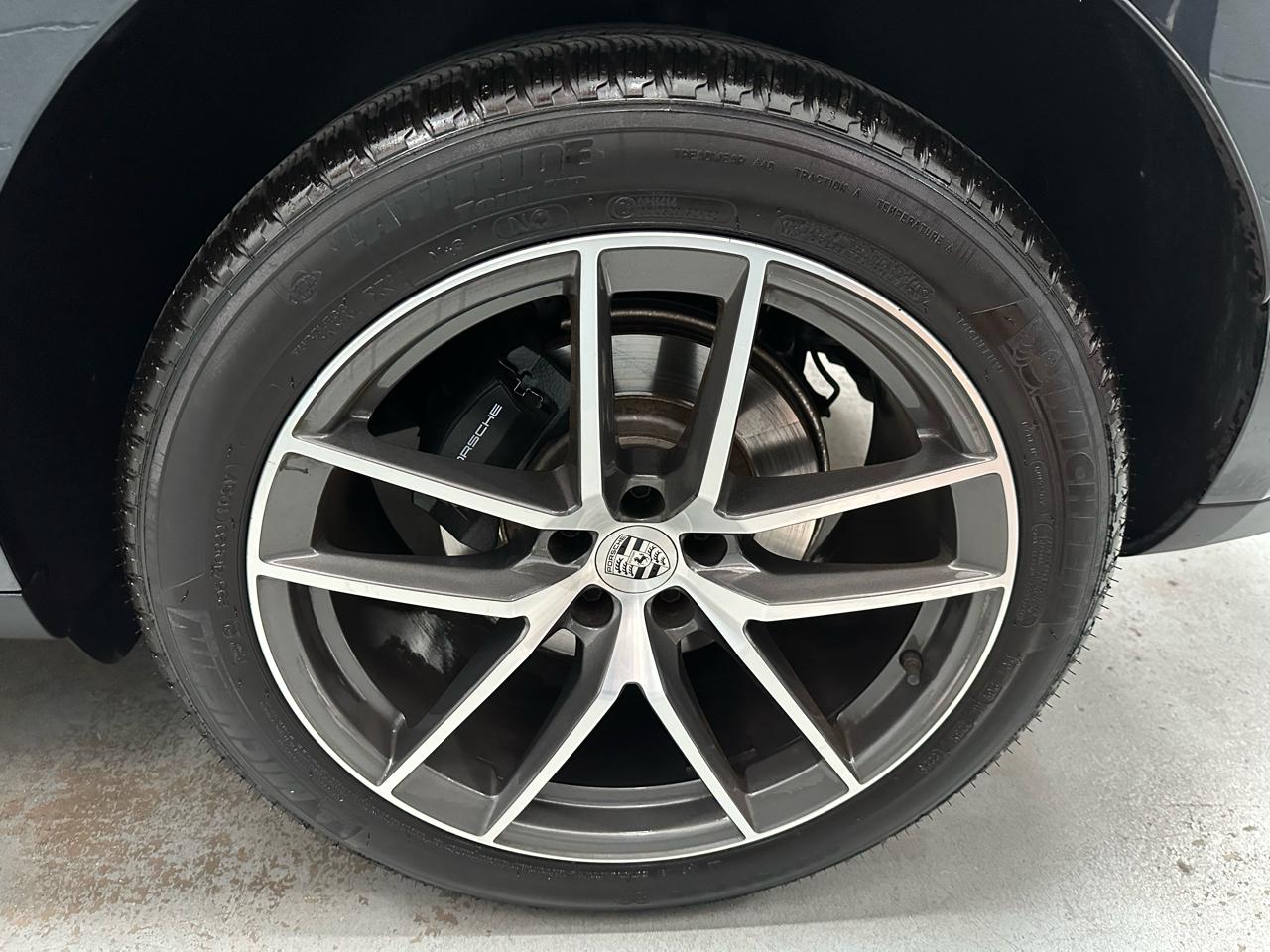 Porsche Macan AWD 2024