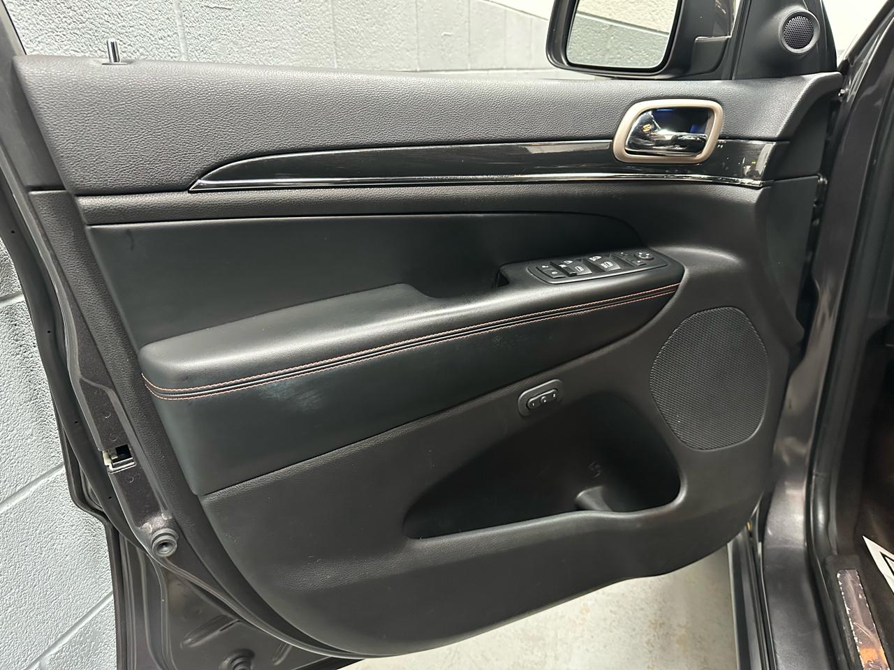 Jeep Grand Cherokee 4WD 4dr Limited 75th Anniversary 2016