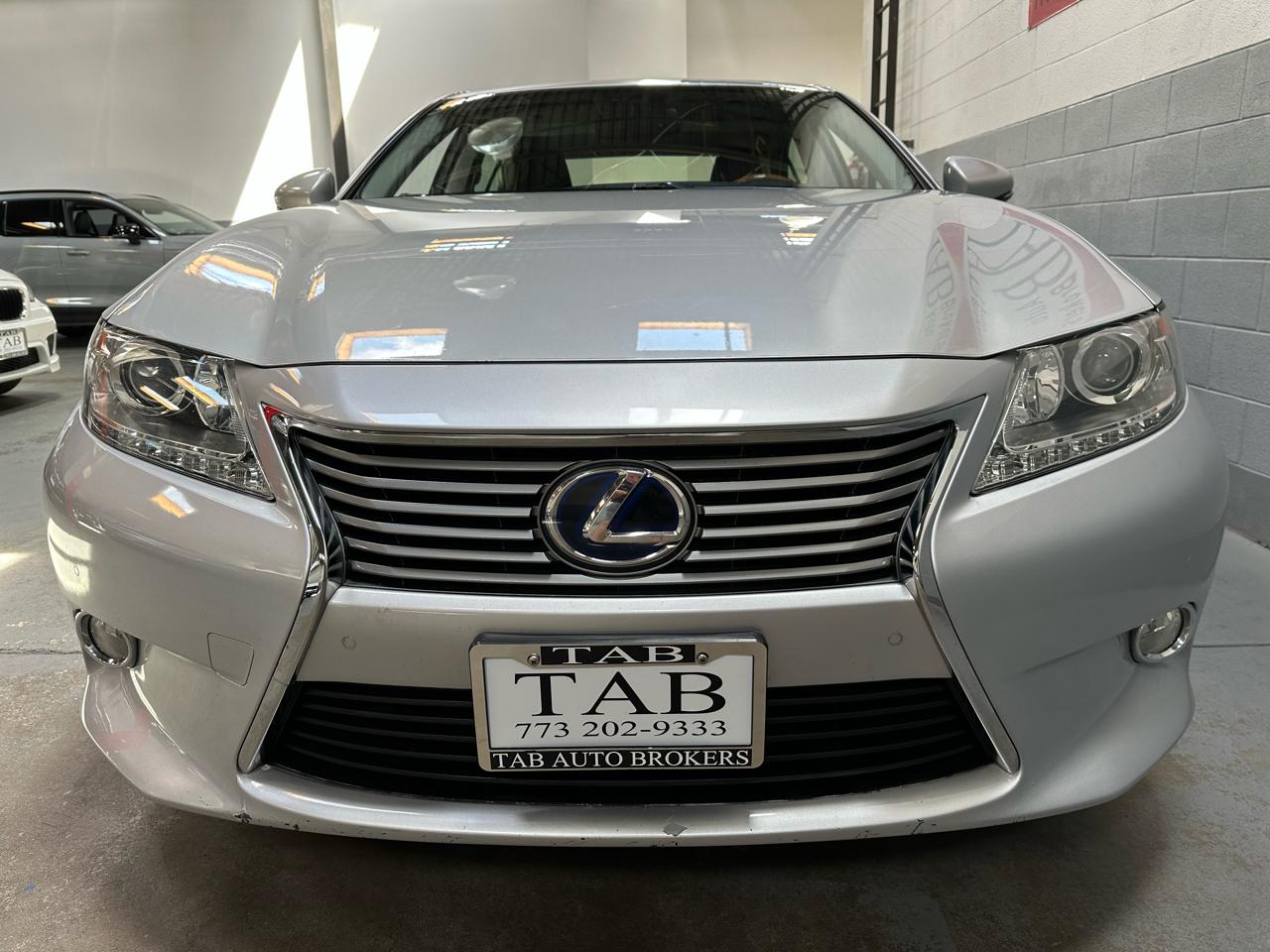 Lexus ES 300h 4dr Sdn Hybrid 2013