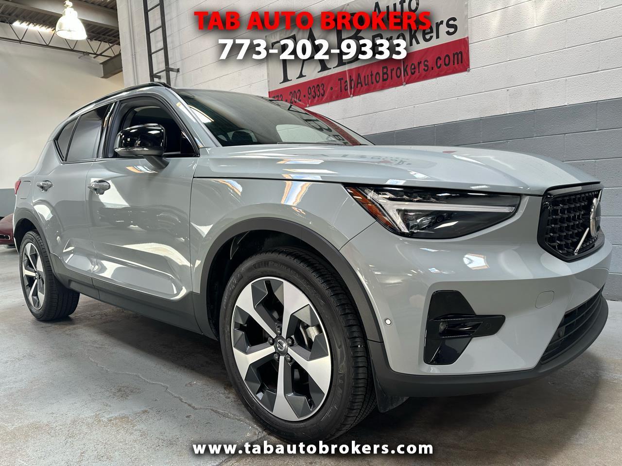 Volvo XC40 B5 AWD Plus 2026