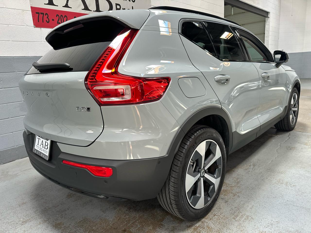 Volvo XC40 B5 AWD Plus 2026