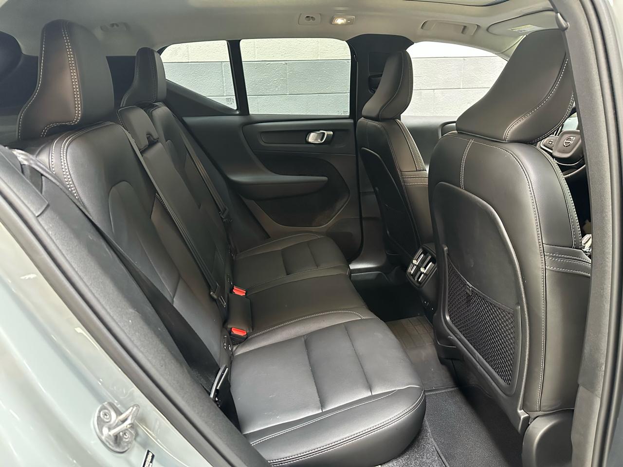 Volvo XC40 B5 AWD Plus 2026