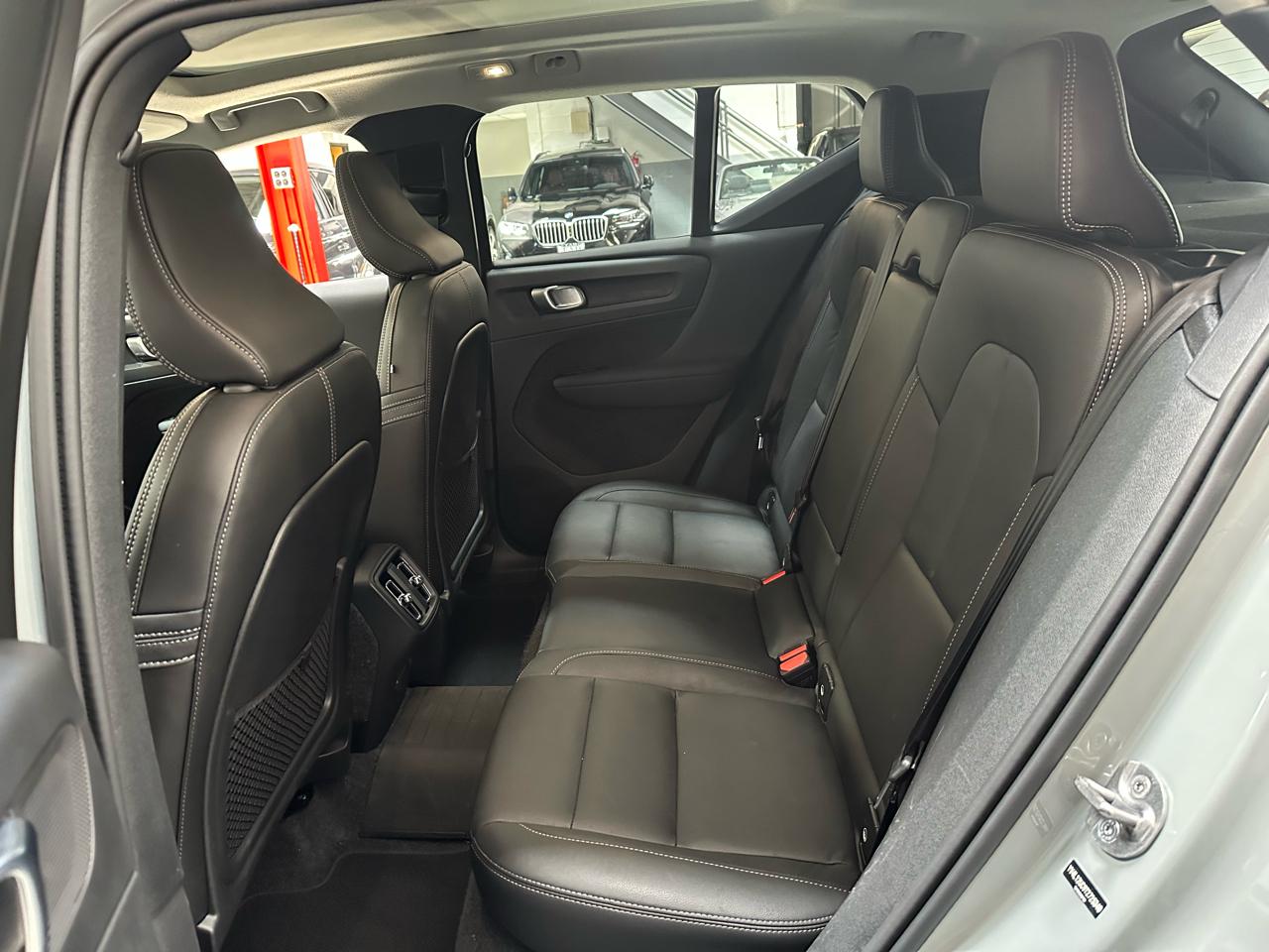 Volvo XC40 B5 AWD Plus 2026