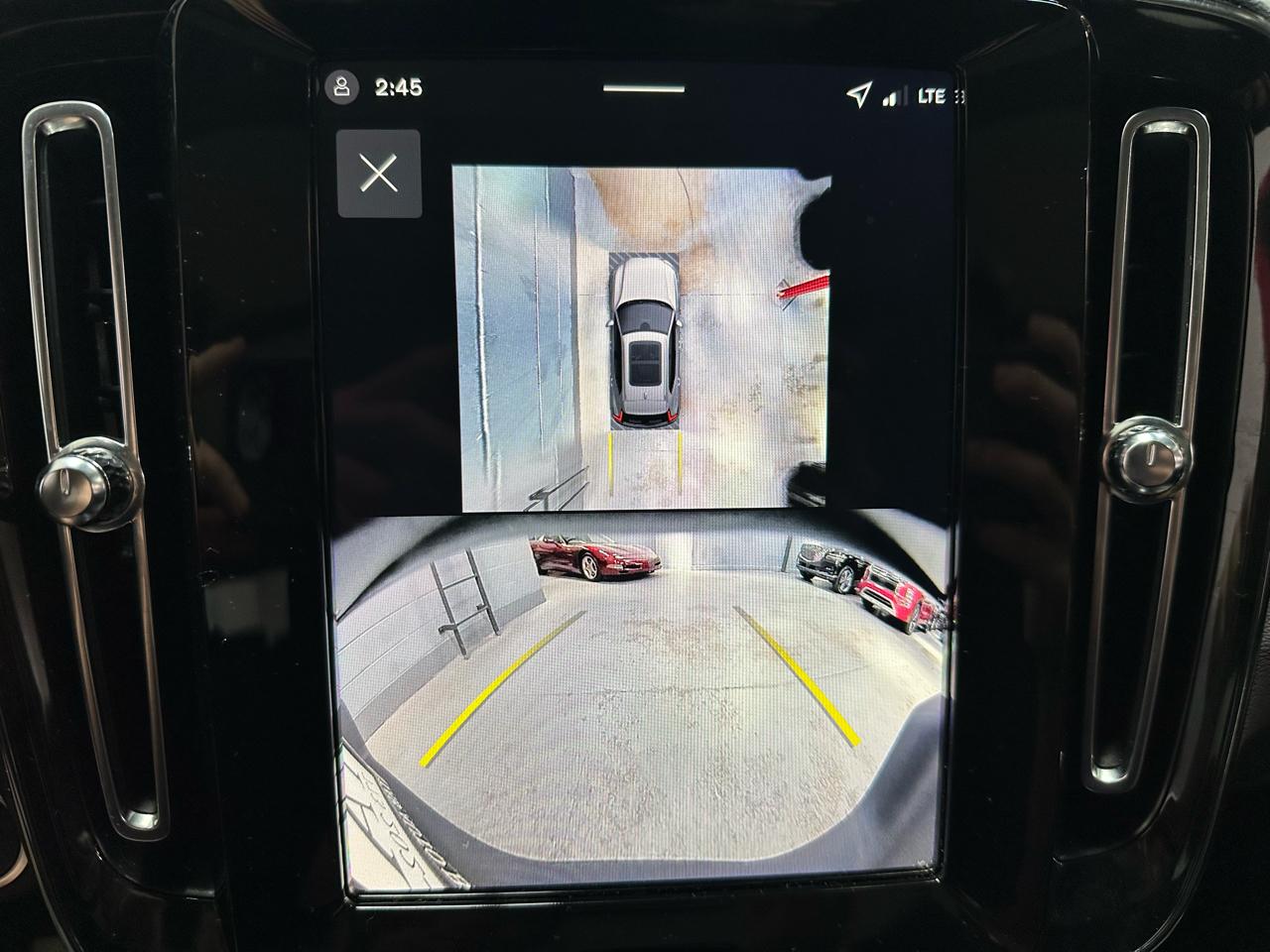 Volvo XC40 B5 AWD Plus 2026