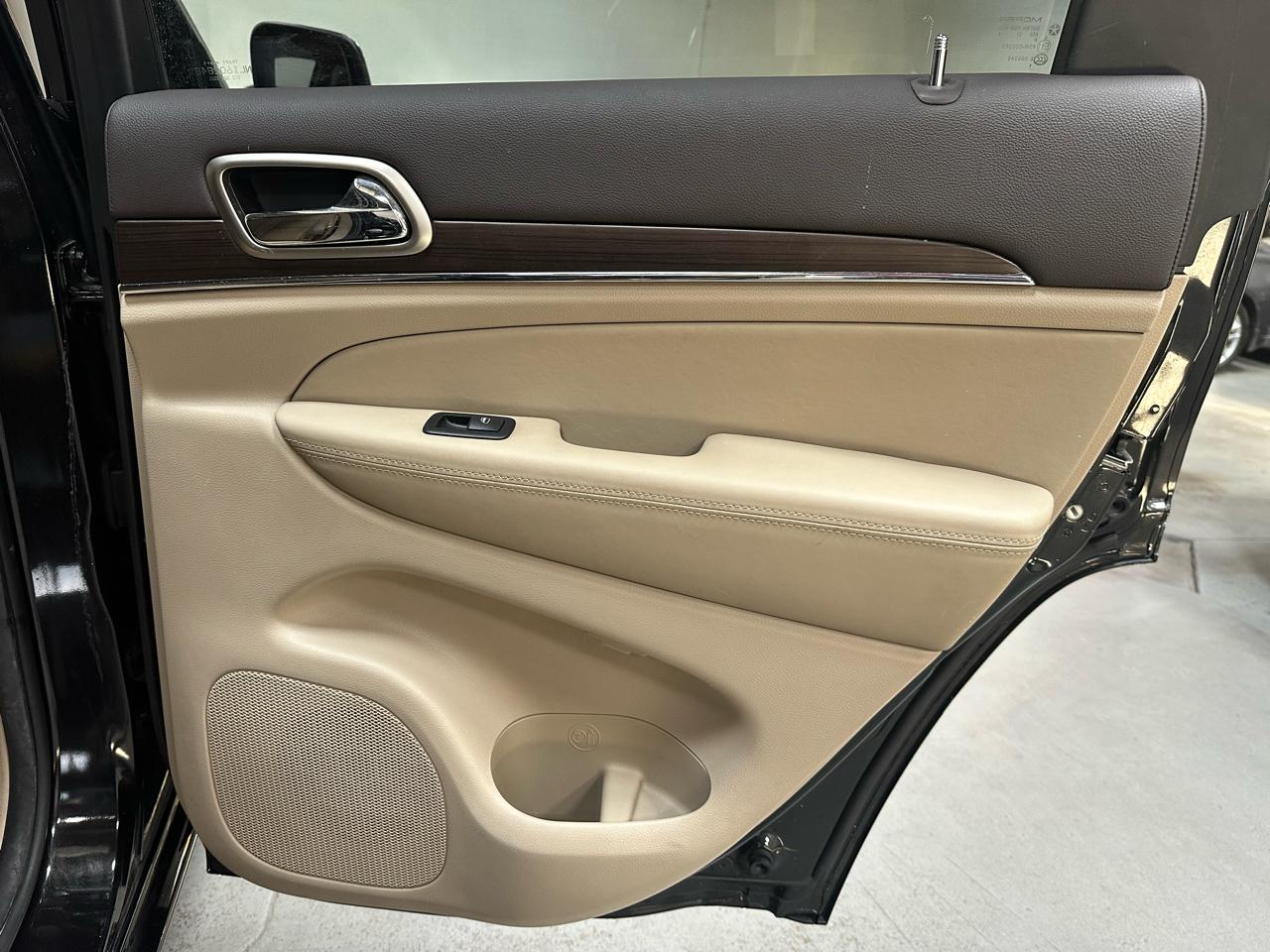 Jeep Grand Cherokee Overland 2014