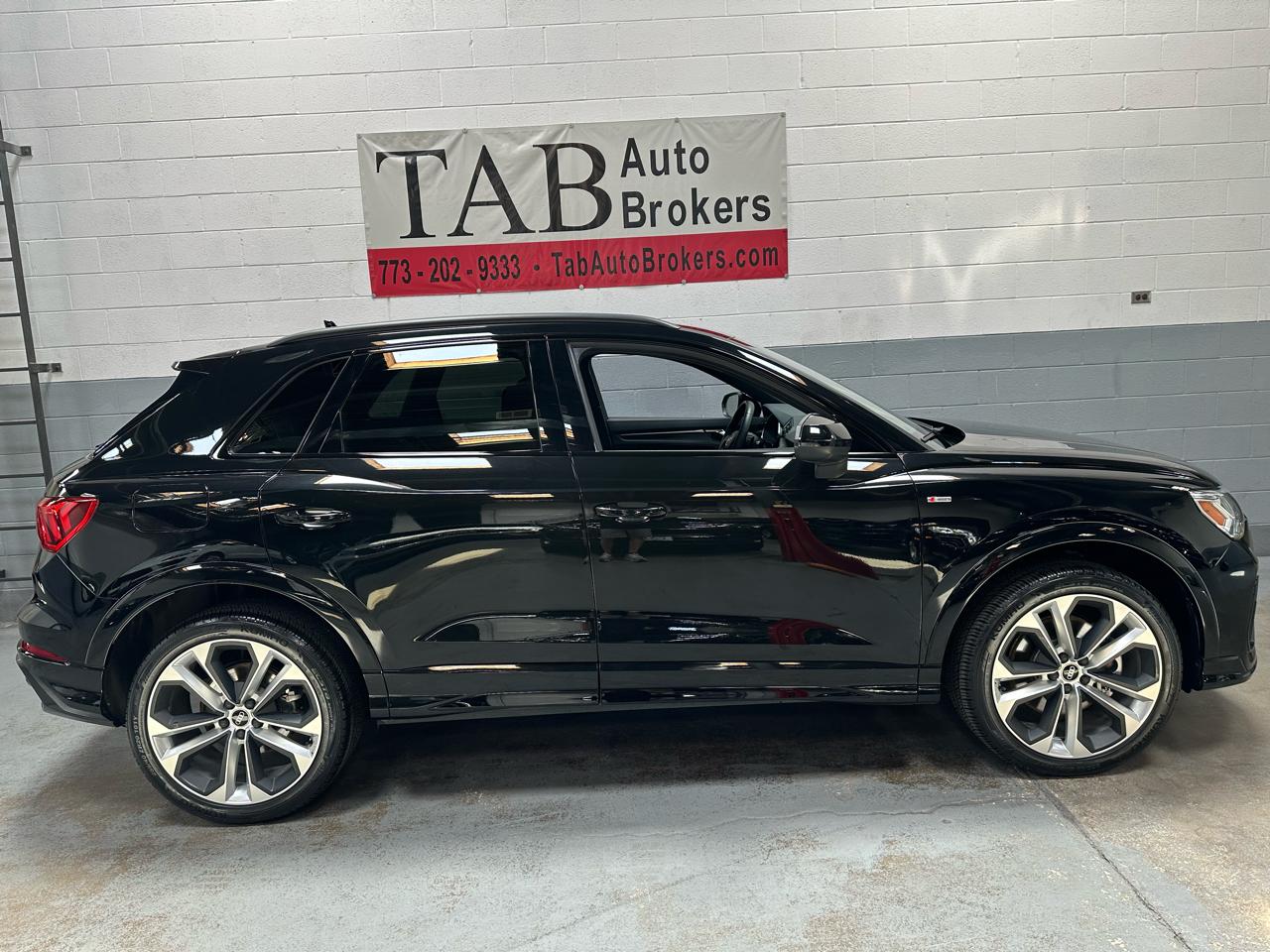 Audi Q3 S line Premium Plus 45 TFSI quattro 2022