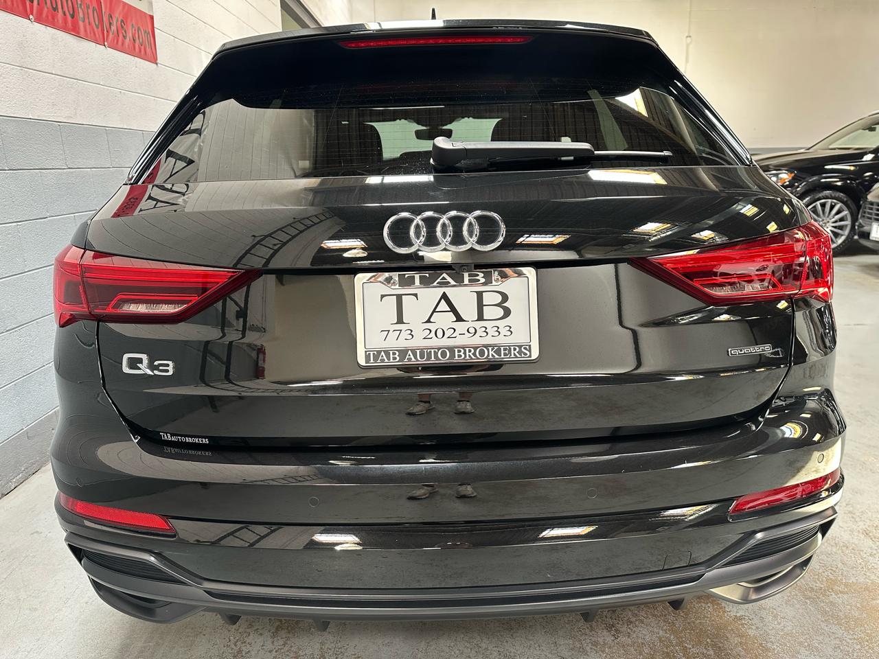 Audi Q3 S line Premium Plus 45 TFSI quattro 2022