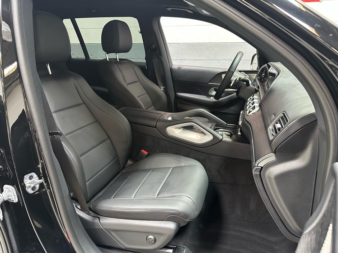 Mercedes-Benz GLS GLS 450 4MATIC SUV 2023