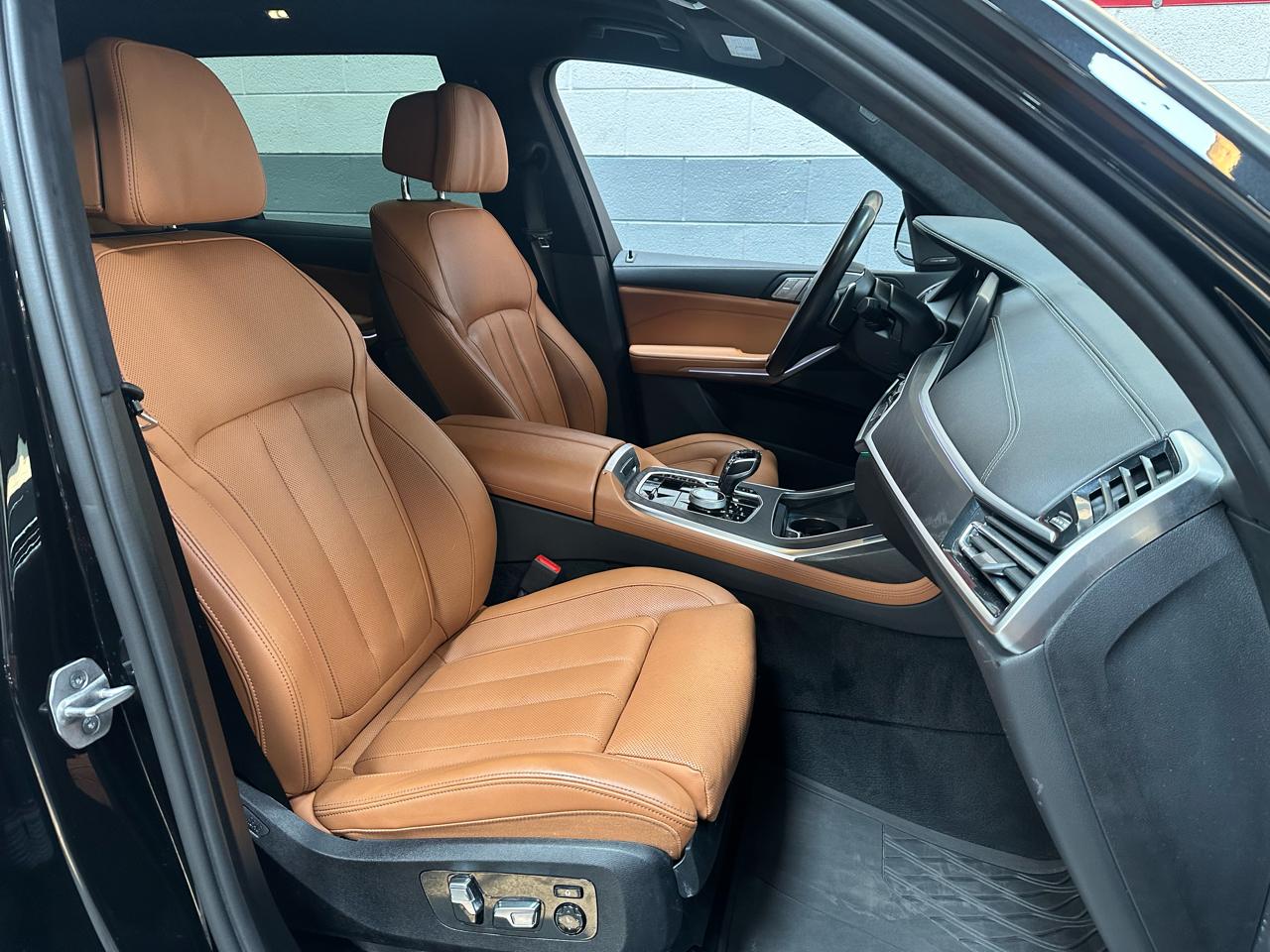 BMW X7 xDrive40i Sports Activity Vehicle 2022