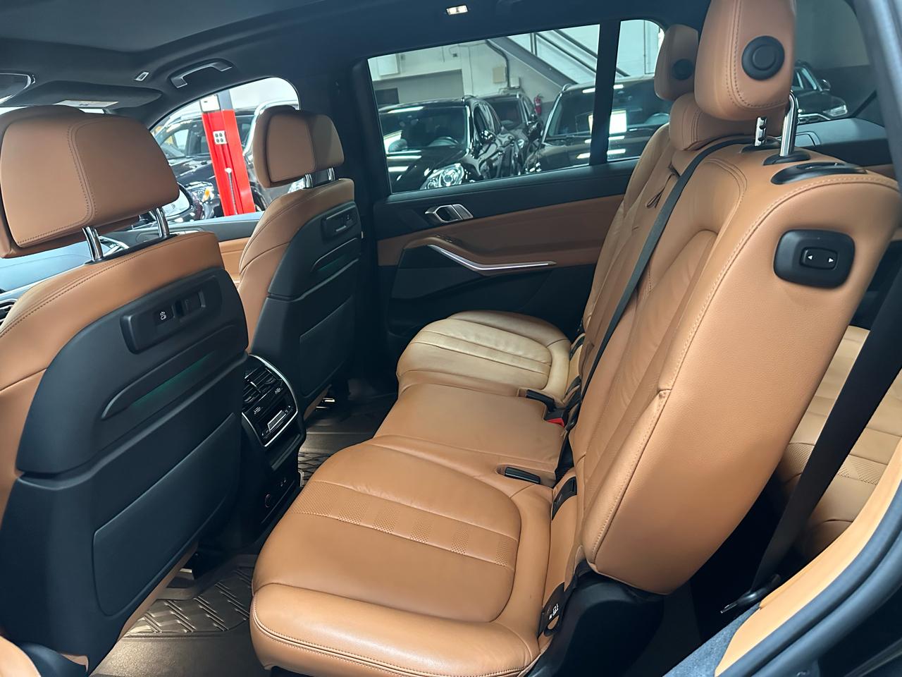 BMW X7 xDrive40i Sports Activity Vehicle 2022
