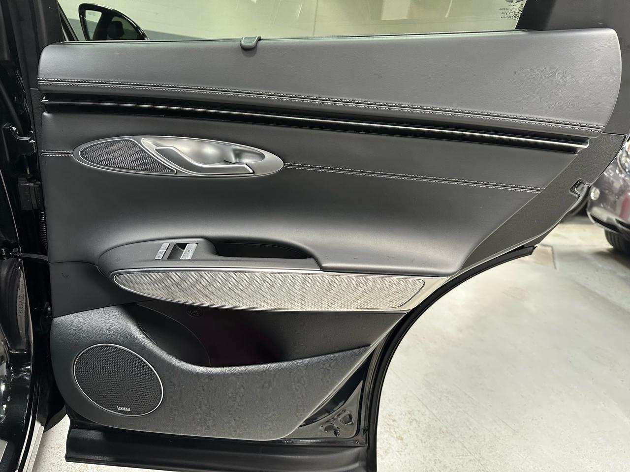 Genesis GV70 2.5T Sport Prestige AWD 2025