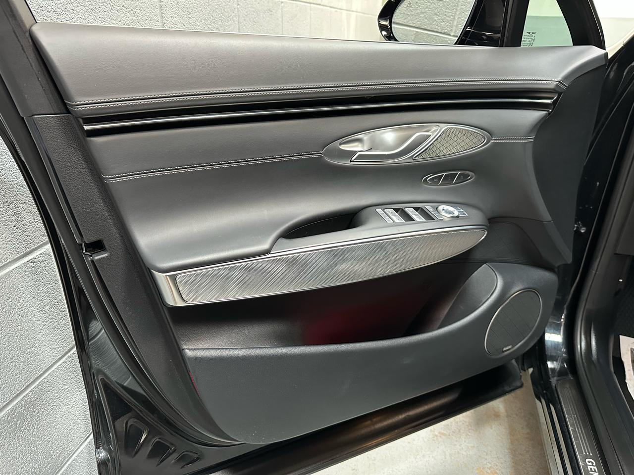Genesis GV70 2.5T Sport Prestige AWD 2025