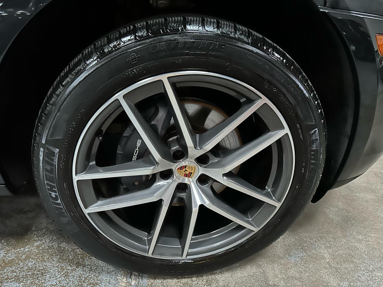 Porsche Macan AWD 2024