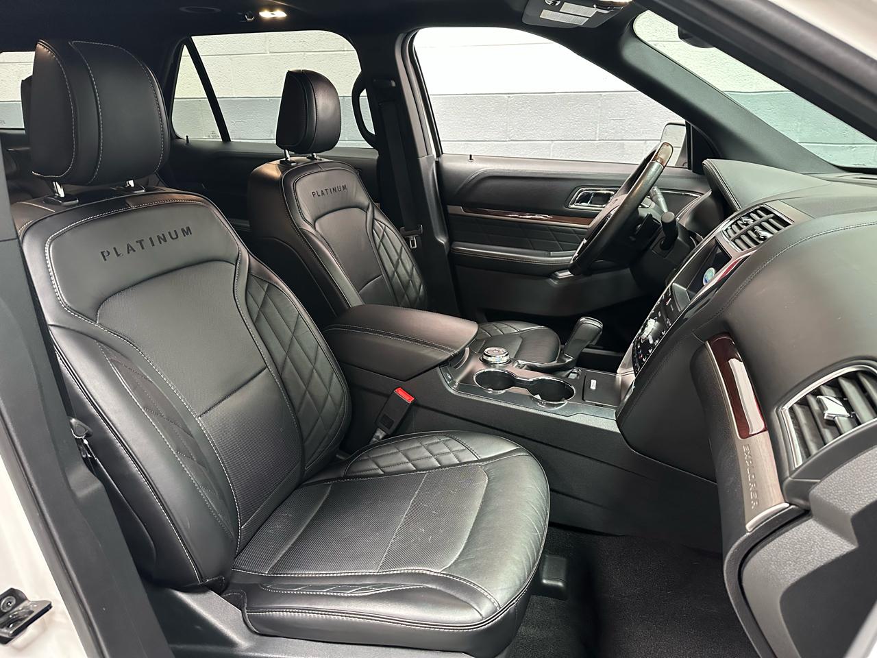 Ford Explorer Platinum 4WD 2019