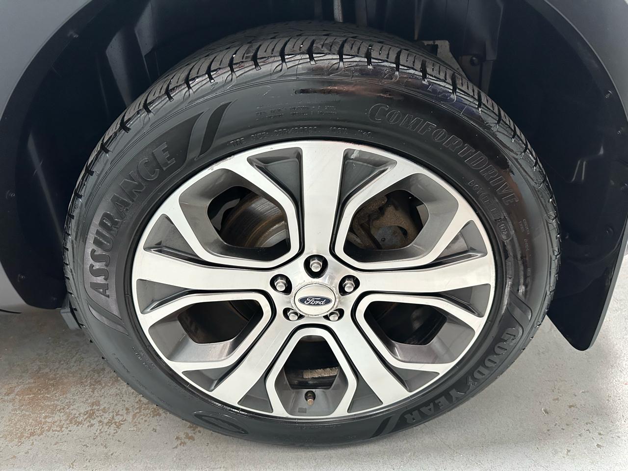 Ford Explorer Platinum 4WD 2019