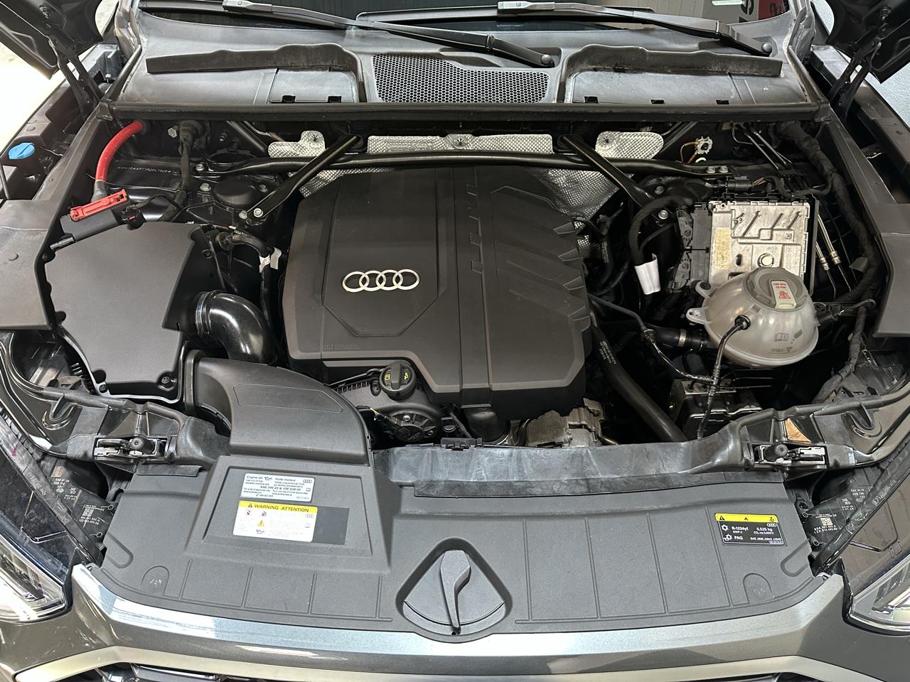 Audi Q5 S line Premium 45 TFSI quattro 2024