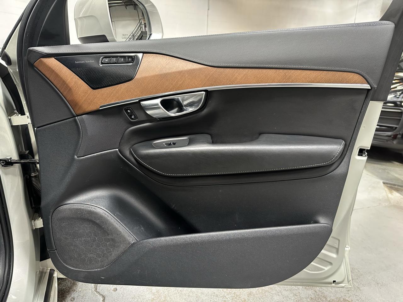 Volvo XC90 T6 AWD Inscription 6 Passenger 2020