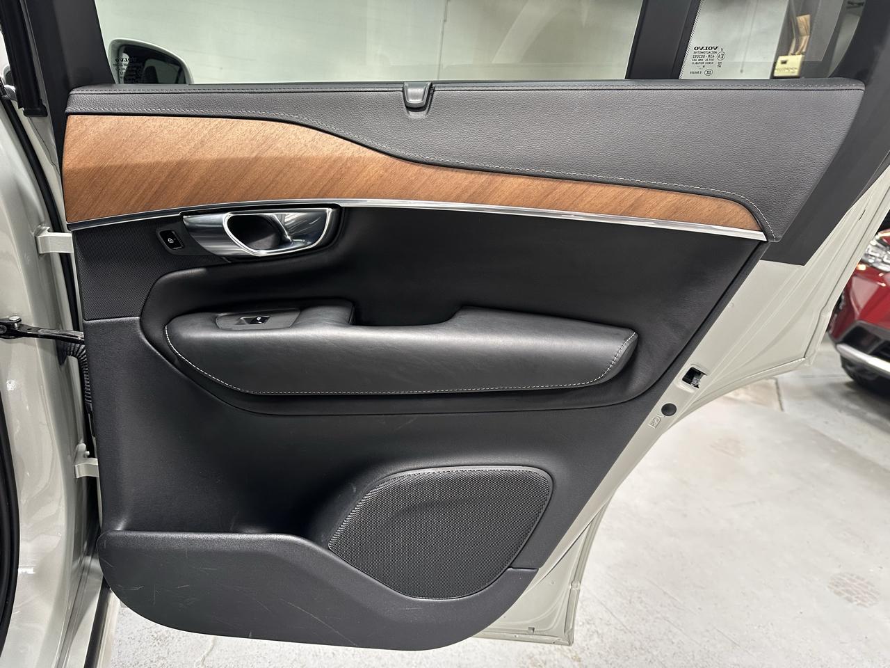 Volvo XC90 T6 AWD Inscription 6 Passenger 2020