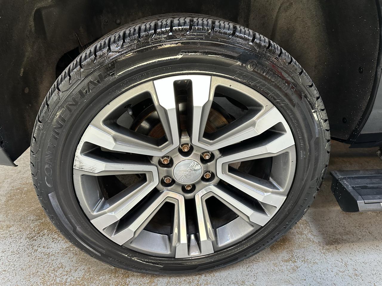 GMC Yukon 4WD 4dr Denali 2019