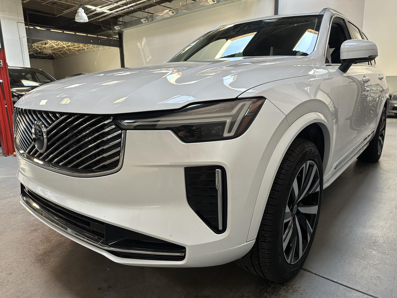 Volvo XC90 photo 6