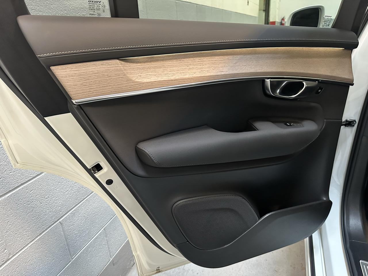 Volvo XC90 photo 15
