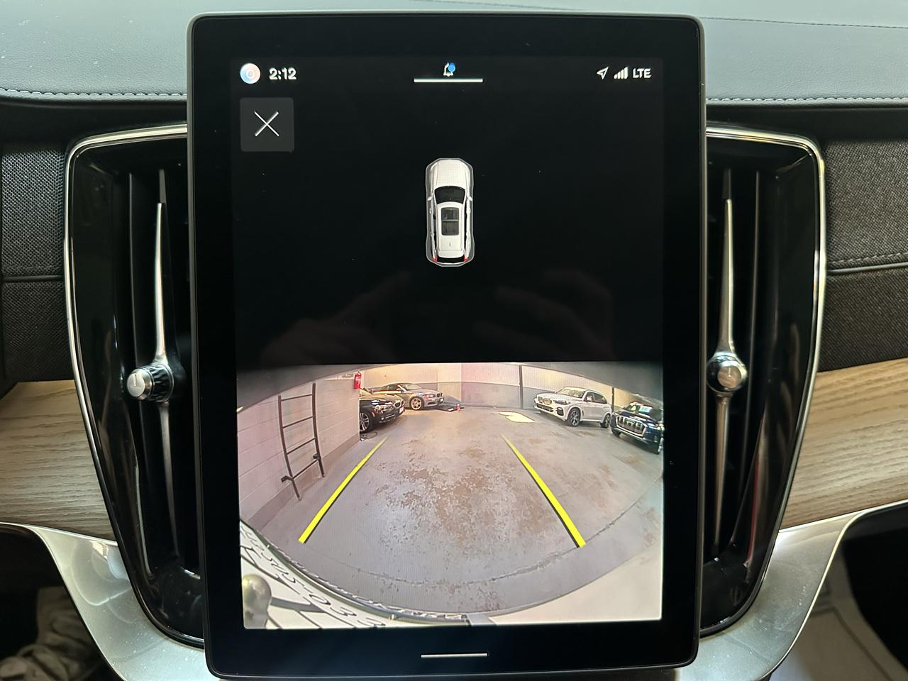 Volvo XC90 photo 22