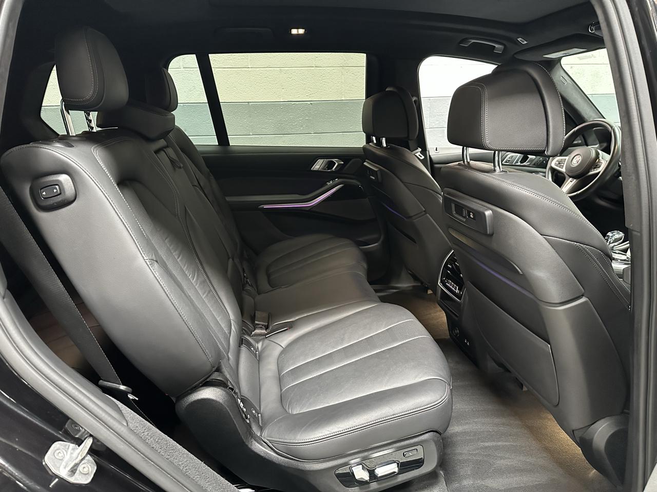 BMW X7 photo 11