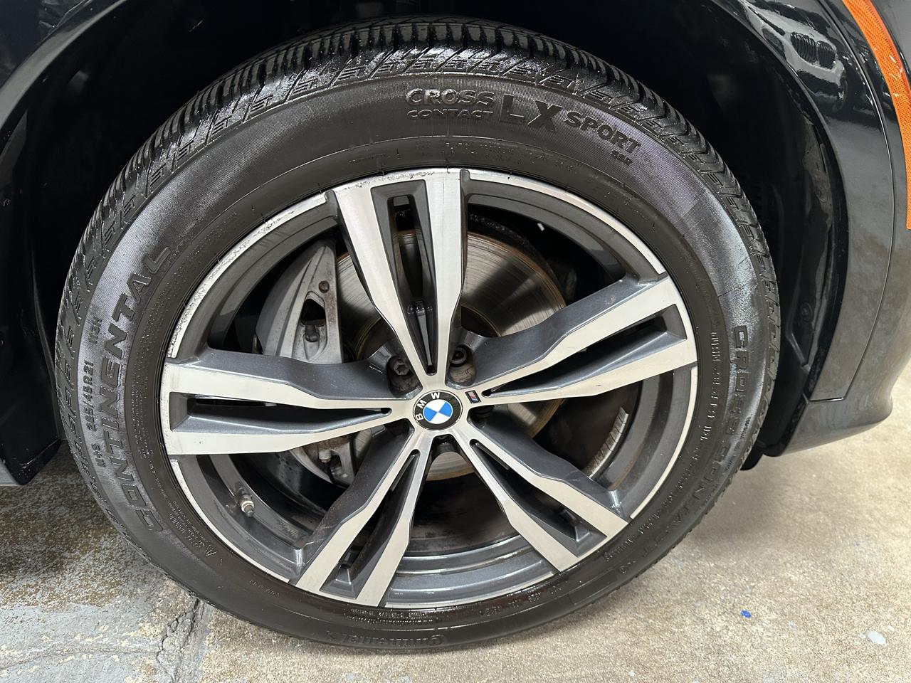 BMW X7 photo 25