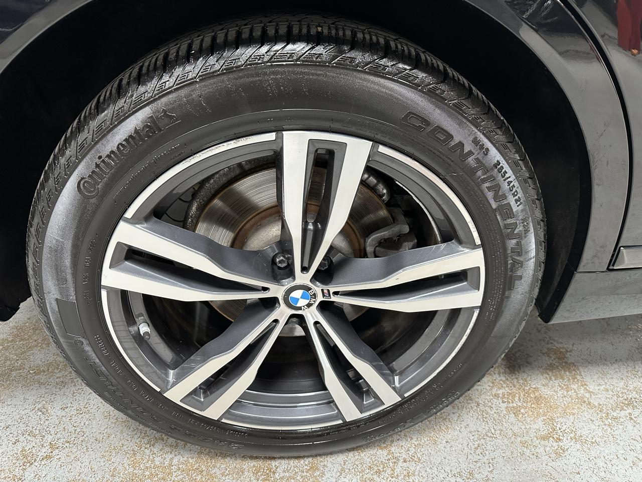 BMW X7 photo 26