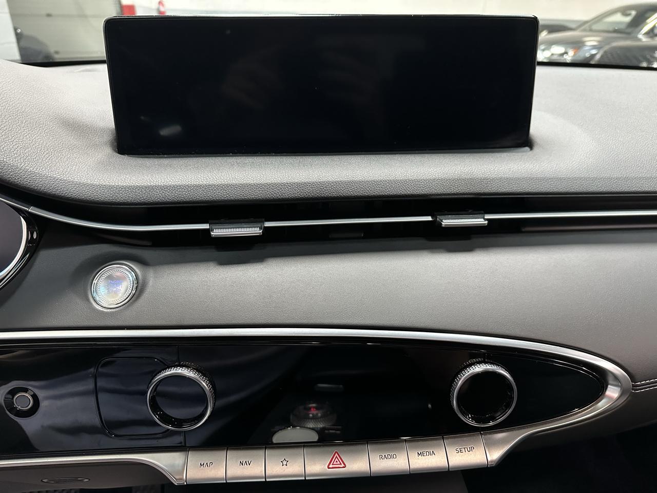 Genesis GV70 2.5T Advanced AWD 2025