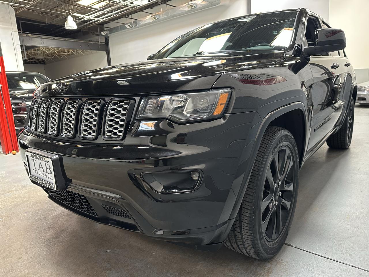 Jeep Grand Cherokee photo 6