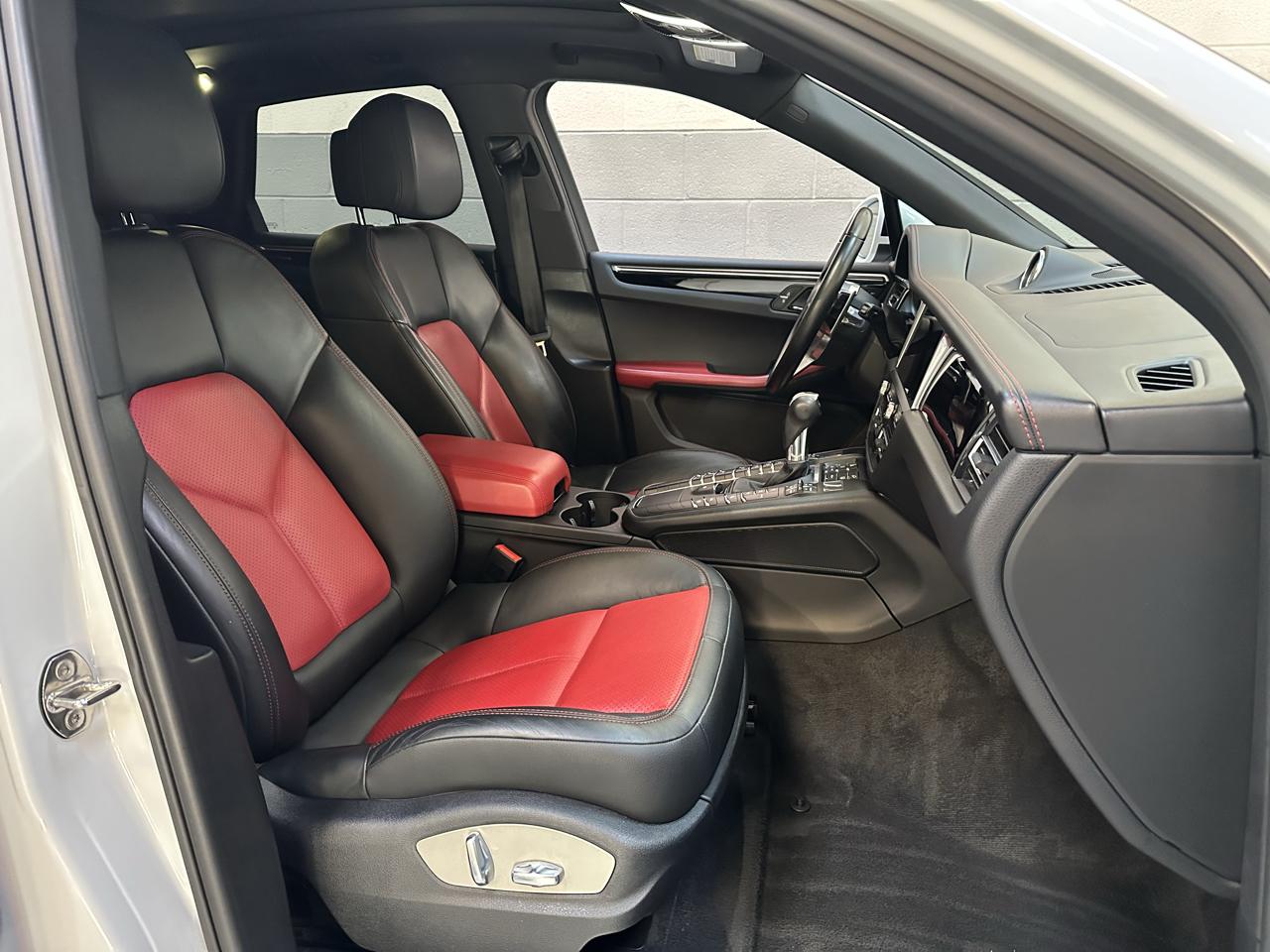 Porsche Macan S AWD 2021