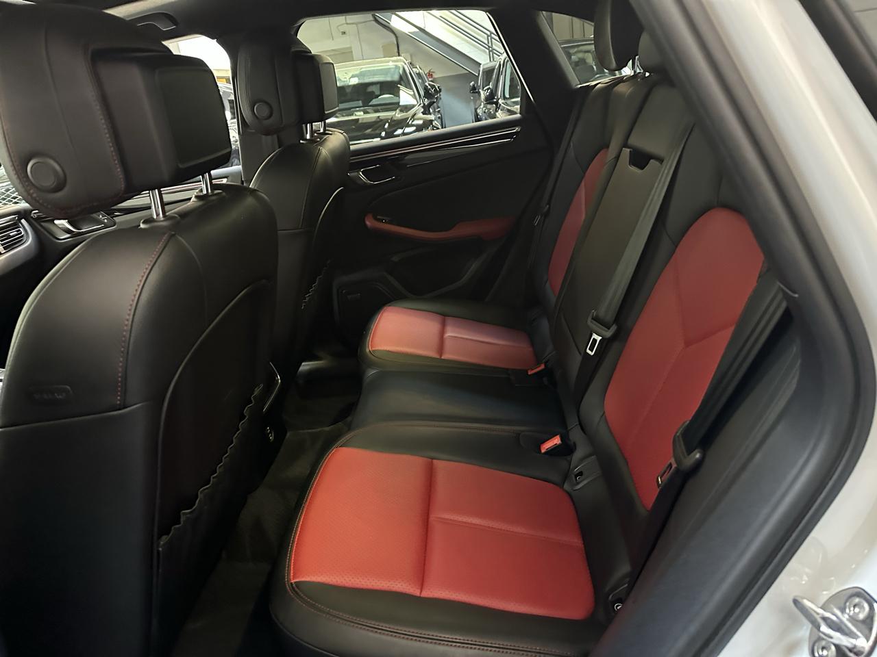 Porsche Macan S AWD 2021