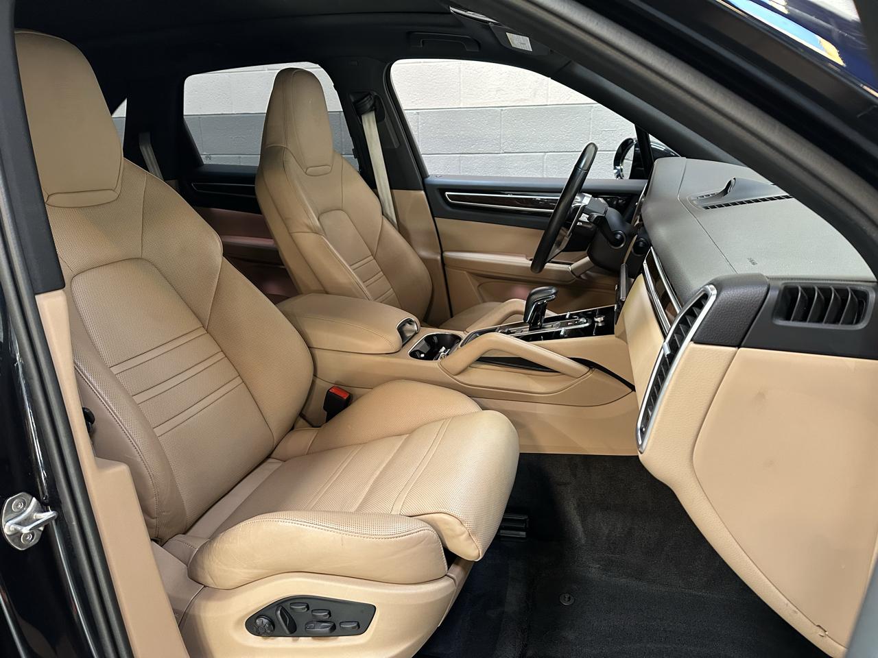 Porsche Cayenne photo 9