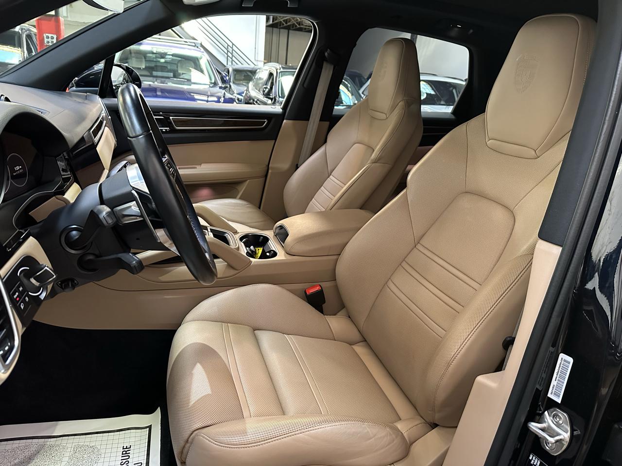 Porsche Cayenne photo 16