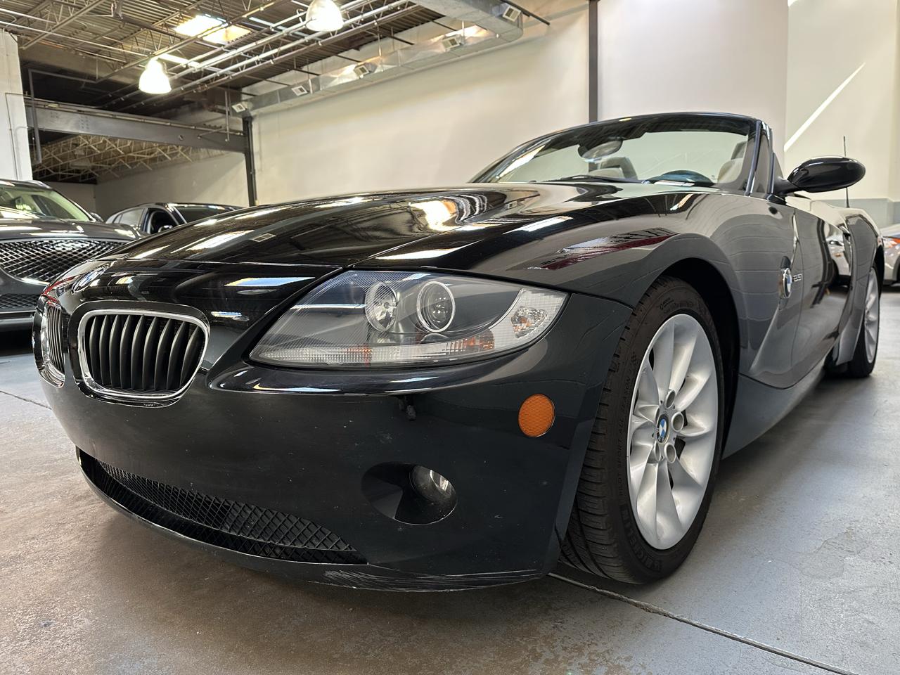 BMW Z4 2dr Roadster 2.5i 2005